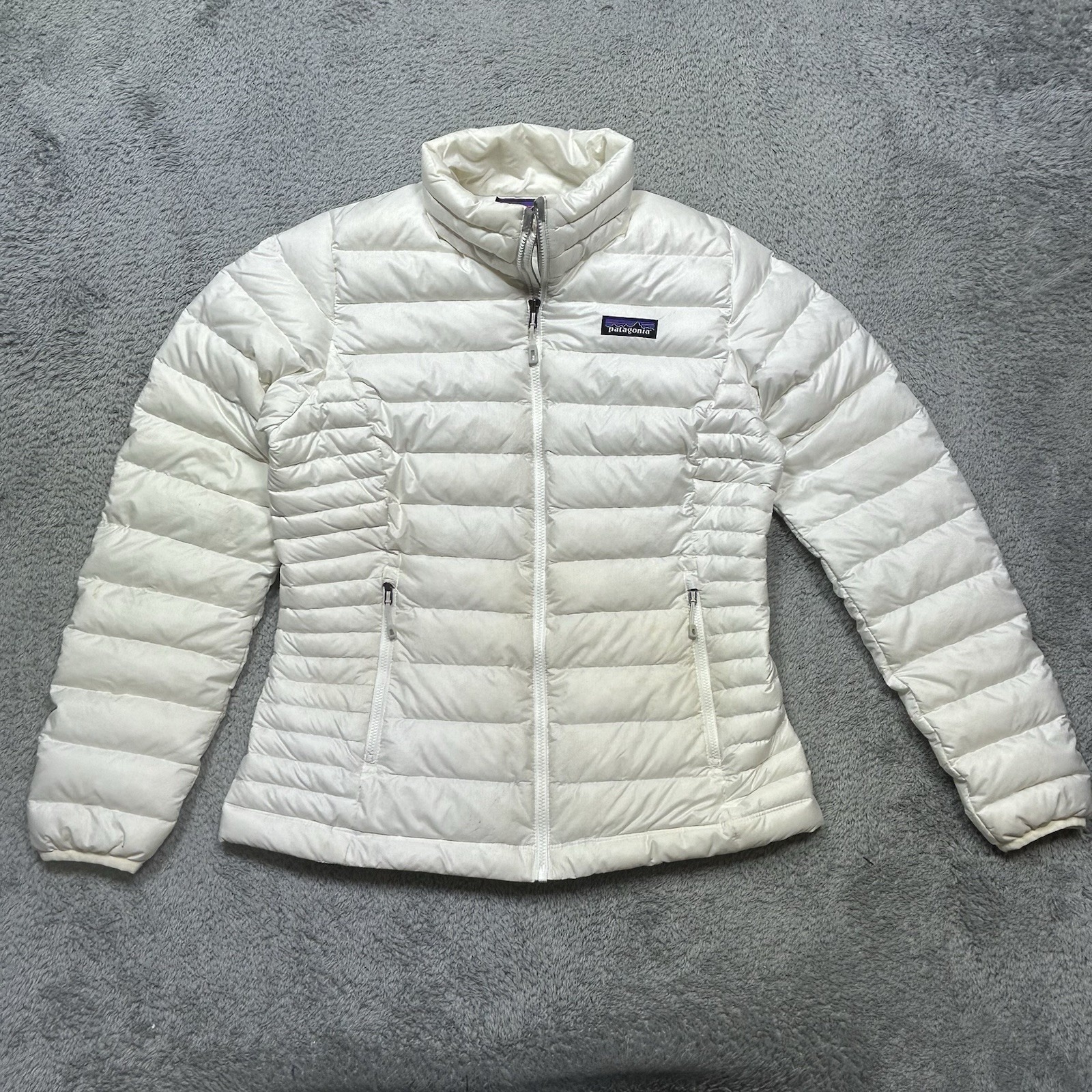 Patagonia Down Sweater Jacket Womens Small White Full Zip Puffer 84683 *Stains*